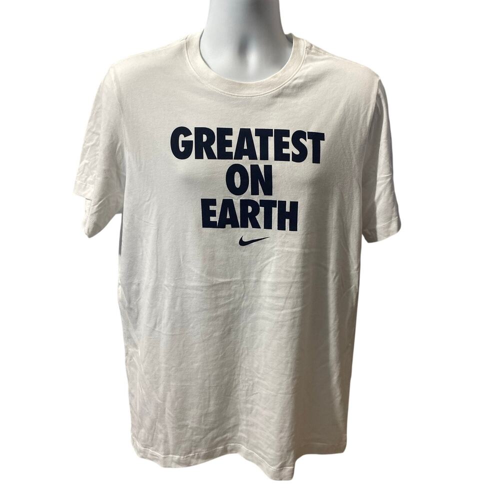 THE NIKE TEE GREATEST ON EARTH — White & Blue Graphic Shirt Men's Large
